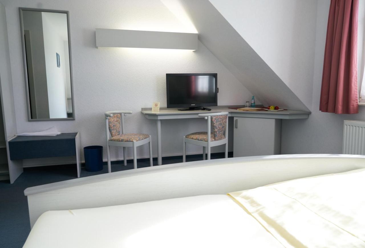 Landgasthof Fleischhauer Homberg  Ngoại thất bức ảnh