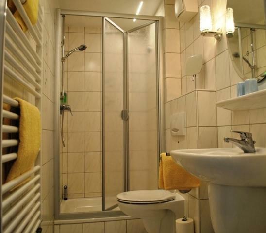 Landgasthof Fleischhauer Homberg  Ngoại thất bức ảnh