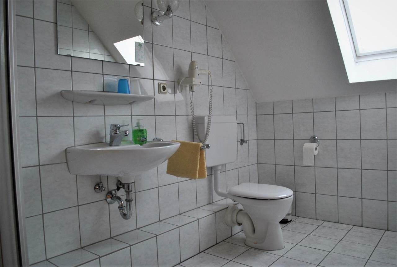 Landgasthof Fleischhauer Homberg  Ngoại thất bức ảnh