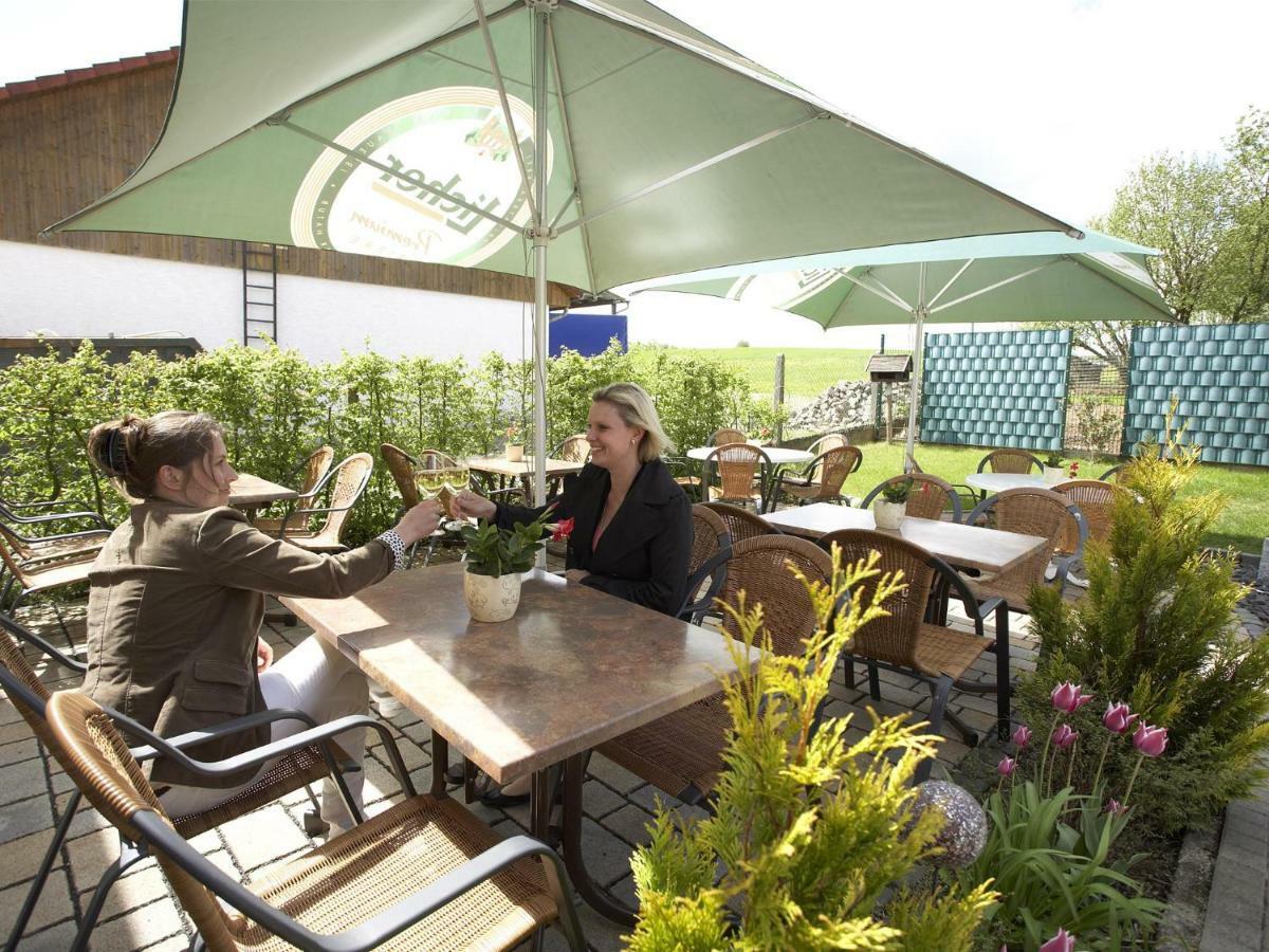 Landgasthof Fleischhauer Homberg  Ngoại thất bức ảnh